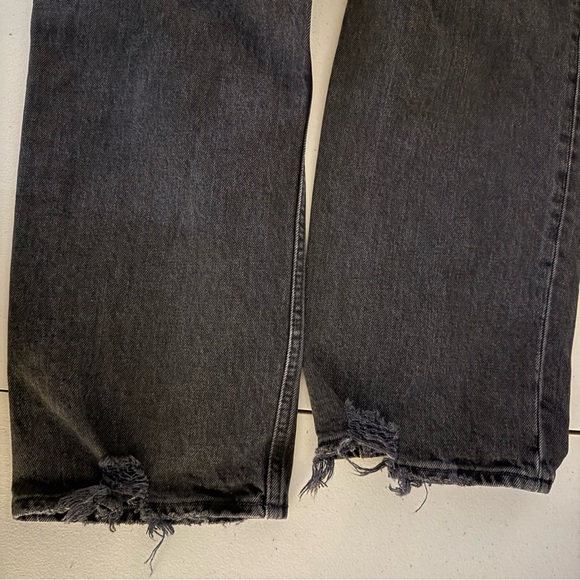 ABERCROMBIE The ‘90s Straight Ultra High Rise Distressed Stretch Jeans Size 29L - Picture 6 of 12